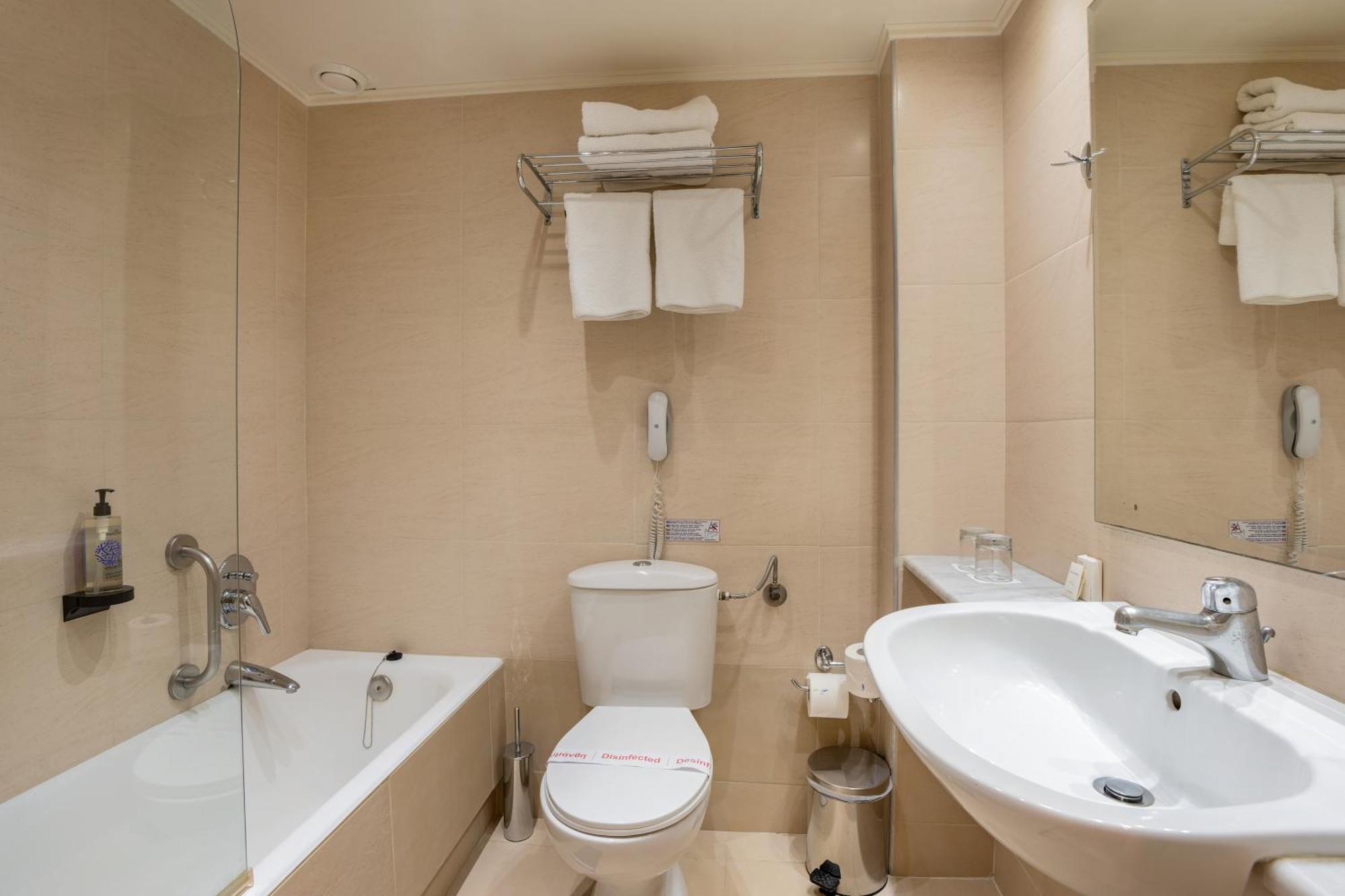 Standard Twin Room,1621411361:JPEG