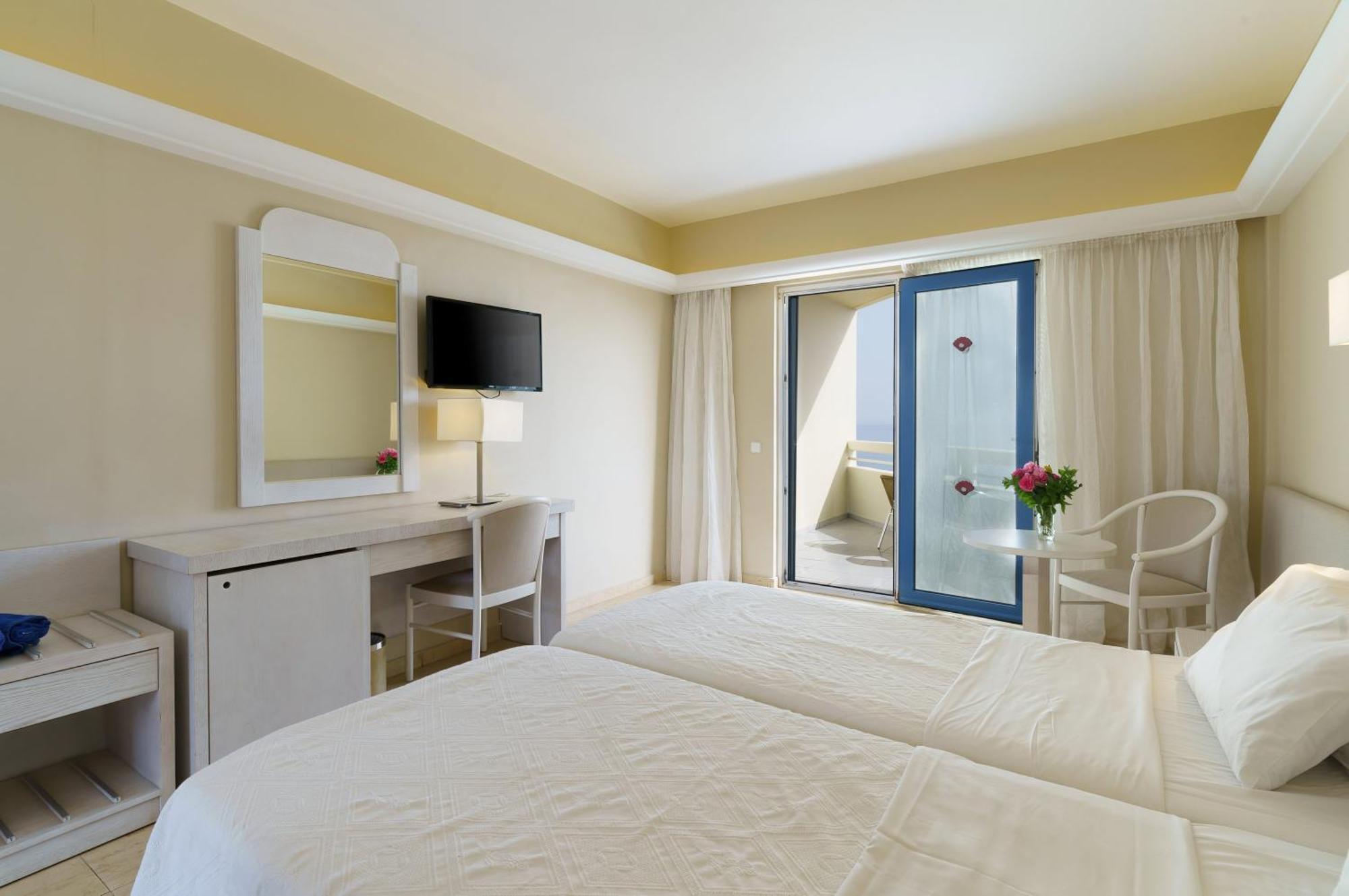 Double or Twin Room Side Sea View,1661631359:JPEG
